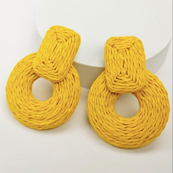 Chunky Marigold Yellow Rattan Earrings Wicker Door Knocker Bold Statement New - Picture 7 of 10